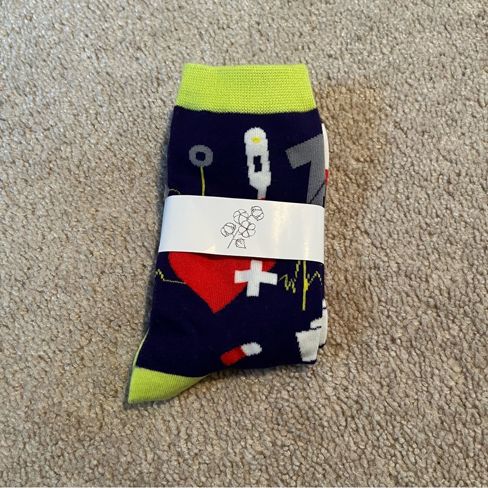 Nursing Novelty Socks “Not all heroes wear capes some wear scrubs” - Picture 2 of 3